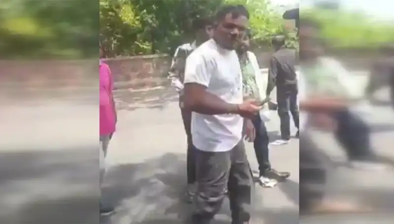 11A Yolcusunun Şok Edici Anı: "Biri Beni Yakaladı!"