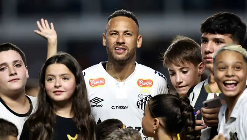 Fenerbahçe, Neymar’a Direniş Gösterdi: Transfer Sürecindeki Son Gelişmeler