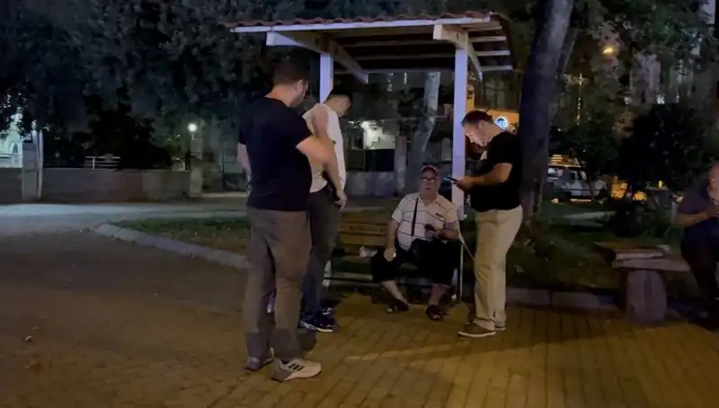 Görme Kaybı Olan Adamın Telefonunu Çalan Hırsız Yakalandı!