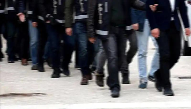 Sosyal Medya Tuzağı: Kadın Profilini Kullanarak Gasp Gerçekleşti