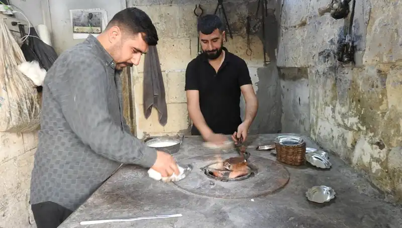 İşi Öğretecek Çırak Bulamıyorlar: Mesleği Ayakta Tutan Son Temsilcisi