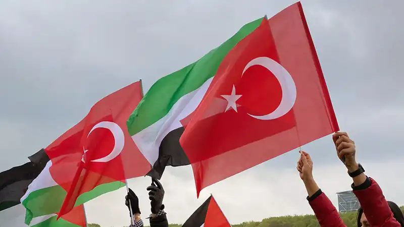 Gazze’ye Destek için Dünya Genelinde Gösteriler Yapılıyor: Neden Bu Kadar Önemli?