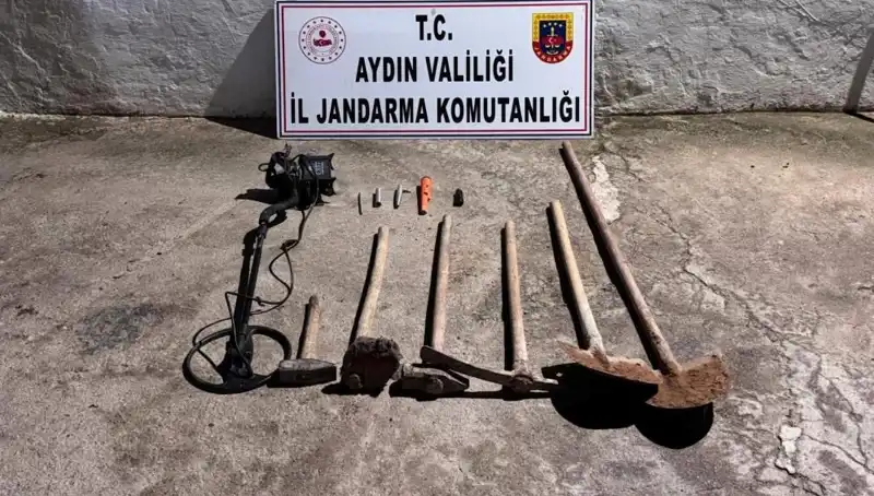 Aydın'da Yapı İzinleri Olmadan Kaçak Kazı Yapanlar Suçüstü Yakalandı