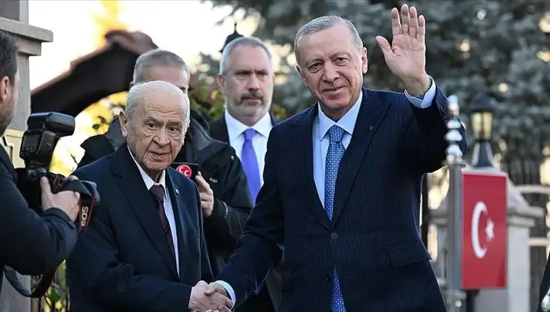 Cumhurbaşkanı Erdoğan ve Devlet Bahçeli: Zirve Toplantısının Sahne Arkası