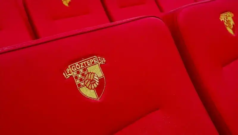 Göztepe, Genç Yetenek Junior Olaitan ile Anlaştı: Futbolseverlere Neler Sunacak?