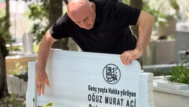 Aci Ailesinin Hüzünlü Babalar Günü: Kaybedilen Bir Baba ve Anılar