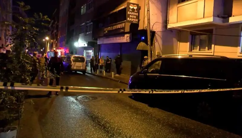 Eğlence Mekanında Şok Eden Saldırı: El Bombası Patladı, Yaralılar Var