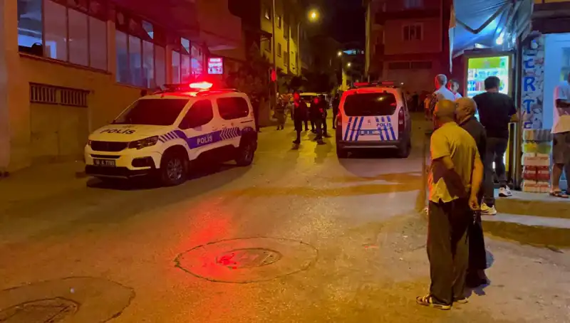 Firari Hükümlüyü Yakalamak İsteyen Polisi Yaraladılar: Olayın Ardında Ne Var?