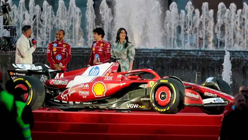 Formula 1 2024 Sezonu Heyecanıyla Başlıyor: Hamilton ve Leclerc Hangi Takımda?