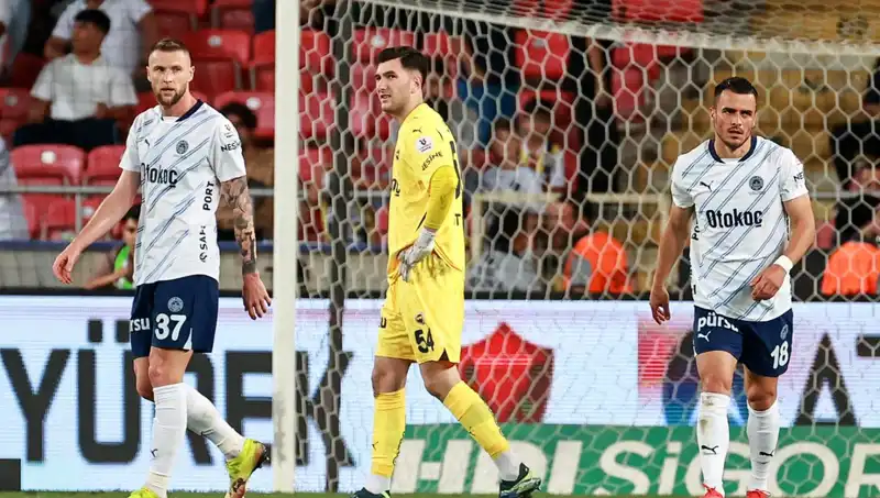 Fenerbahçe'nin Tarihi Yenilgisi: Darmadağın Olduğu Anlar