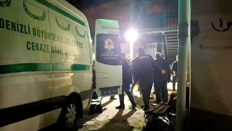 Besicinin Ölümü: Yem Karma Makinesi Korkunç Bir Sonla Neden Oldu