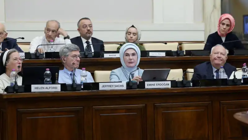 Emine Erdoğan, Vatikan'da Dünyanın Adalet İhtiyacını vurguladı