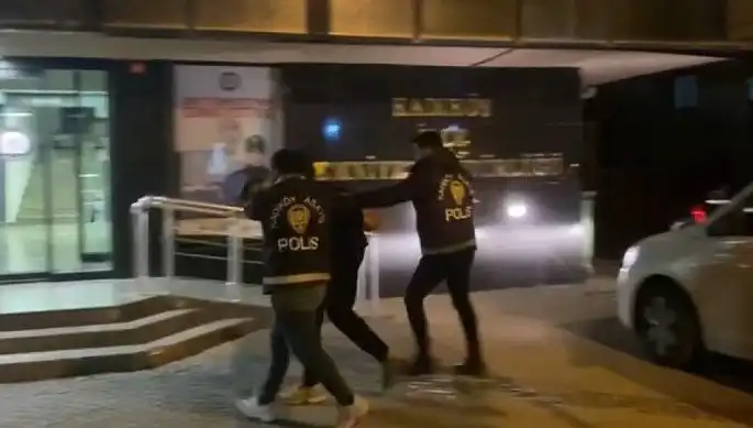 Galatasaray Taraftarına Silahlı Saldırı: Şüpheli Kısa Sürede Yakalandı
