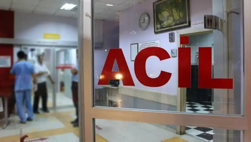 Fabrikada Çıkan Yangın İki İşçiyi Hastanelik Etti: Olayın Sebepleri Araştırılıyor